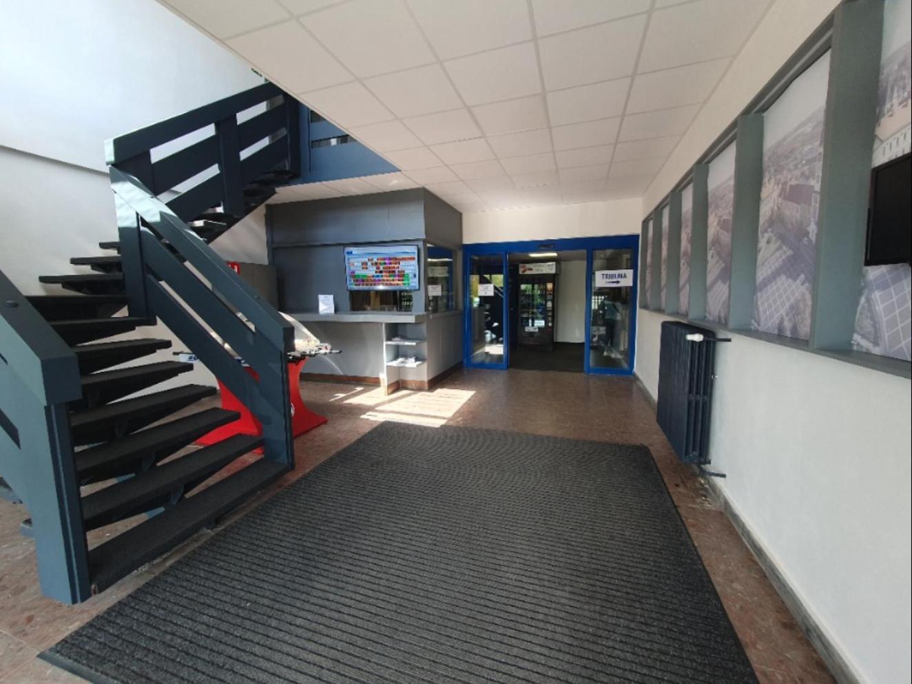 Hotel Zimni Stadion Slany Bagian luar foto